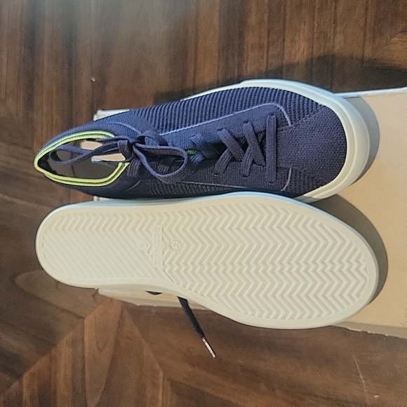 Brand New ROTHY’S The Lace Up in Navy - Picture 5 of 6